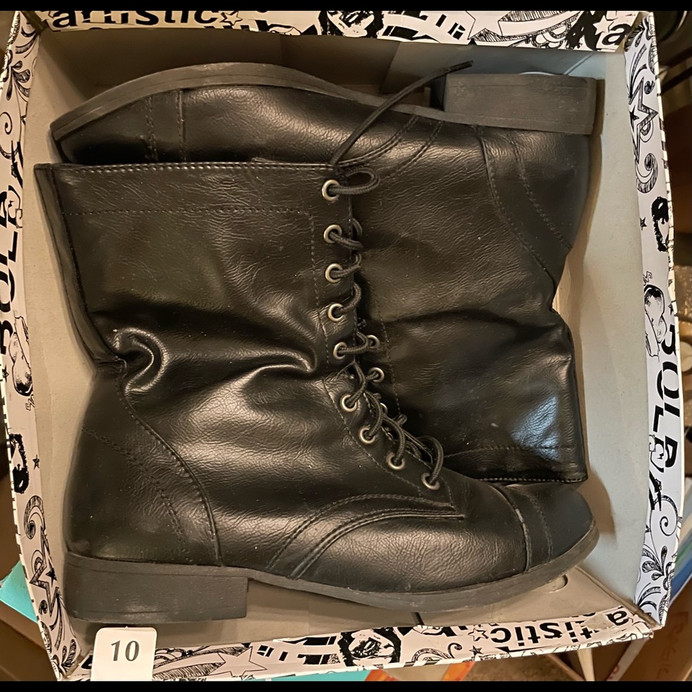 Women’s Black Boots size 10